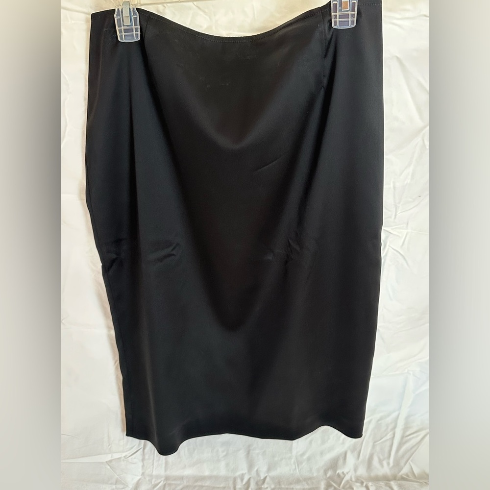 St. John Black Pencil Skirt